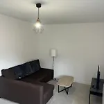 La Chamalieroise - 4 Pers - Wifi - Proche Centre Clermont Ferrand דירה