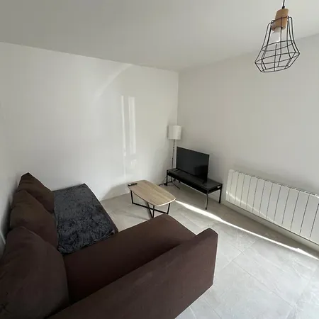 La Chamalieroise - 4 Pers - Wifi - Proche Centre Clermont Ferrand Apartmán Chamalières