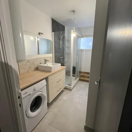 La Chamalieroise - 4 Pers - Wifi - Proche Centre Clermont Ferrand * Chamalieres