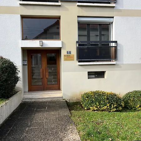Apartmán La Chamalieroise - 4 Pers - Wifi - Proche Centre Clermont Ferrand *