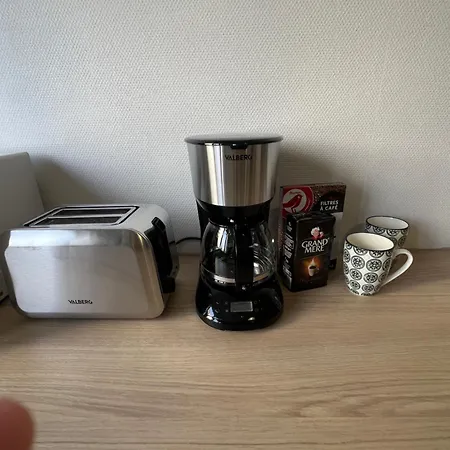 Apartmán La Chamalieroise - 4 Pers - Wifi - Proche Centre Clermont Ferrand *