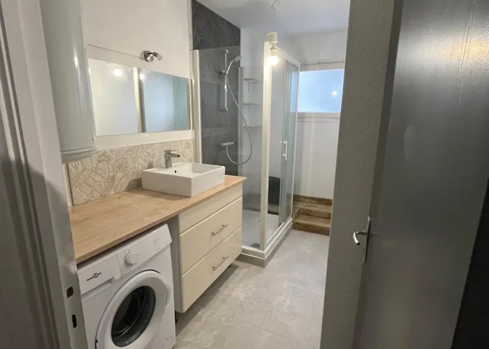 La Chamalieroise - 4 Pers - Wifi - Proche Centre Clermont Ferrand * Chamalieres